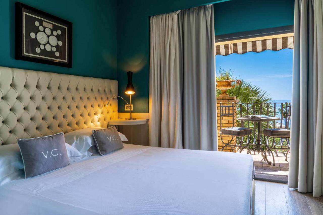 Carlotta Hotel