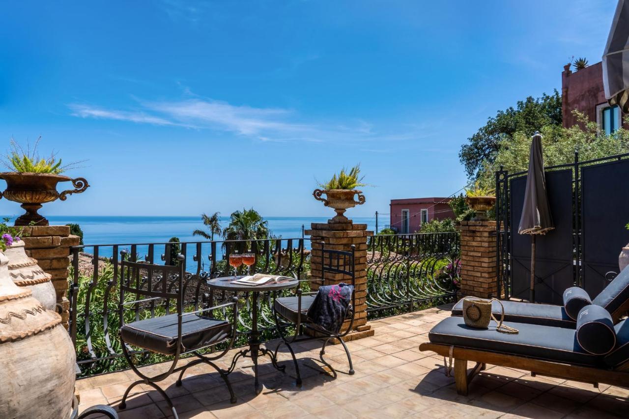 Hotel Carlotta